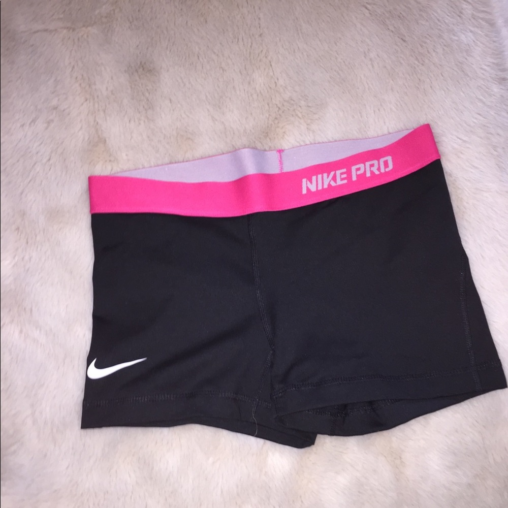Nike pro short